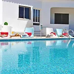 Apartment Capri By Algarve Vacation