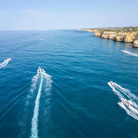 Capri By Algarve Vacation דירה